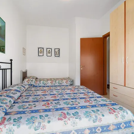 Апартаменты International