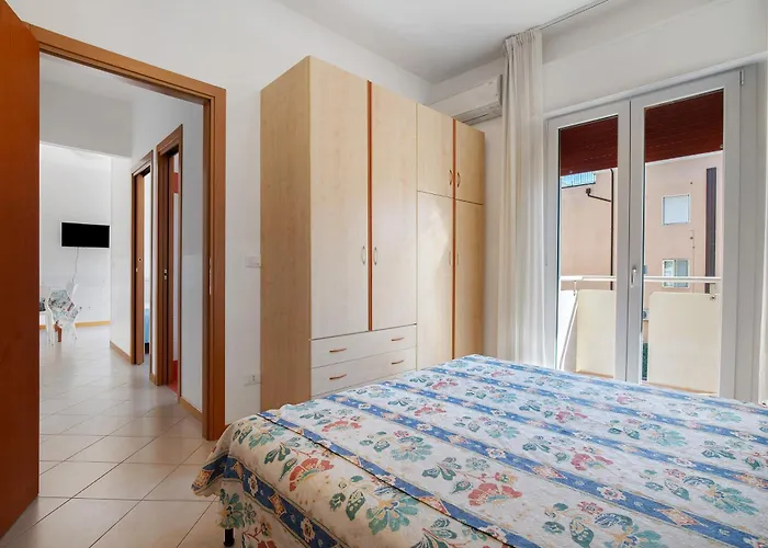 International Апартаменты Лидо-ди-Езоло