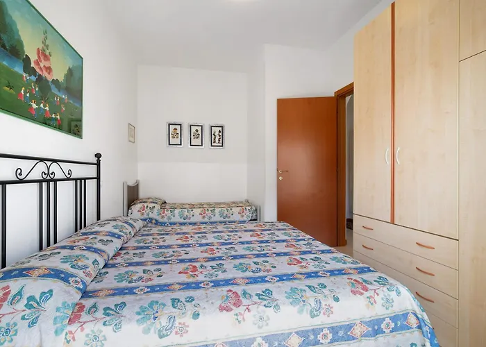 Апартаменты International