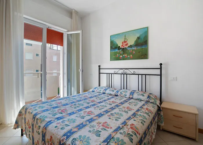 Апартаменты International